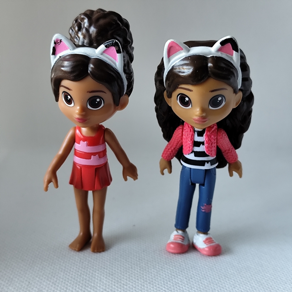 3/$30💜Gabby's Dollhouse Gabby Girl action figures lot of 2